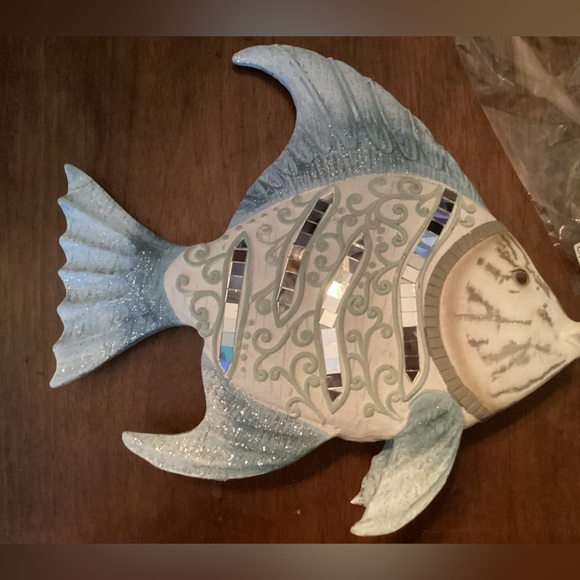 2pc Mirror Fish Decor Set - Picture 2 of 7